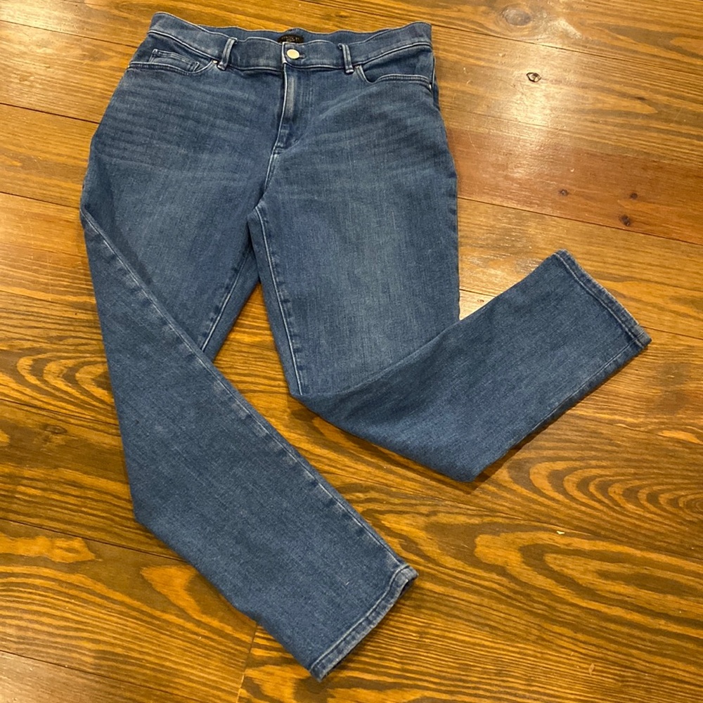 Ann Taylor Girlfriend Jeans 8